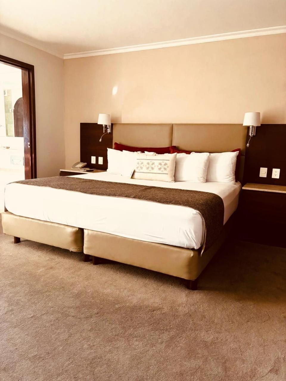 Hotel Guadalajara Plaza Ejecutivo Zapopan Εξωτερικό φωτογραφία