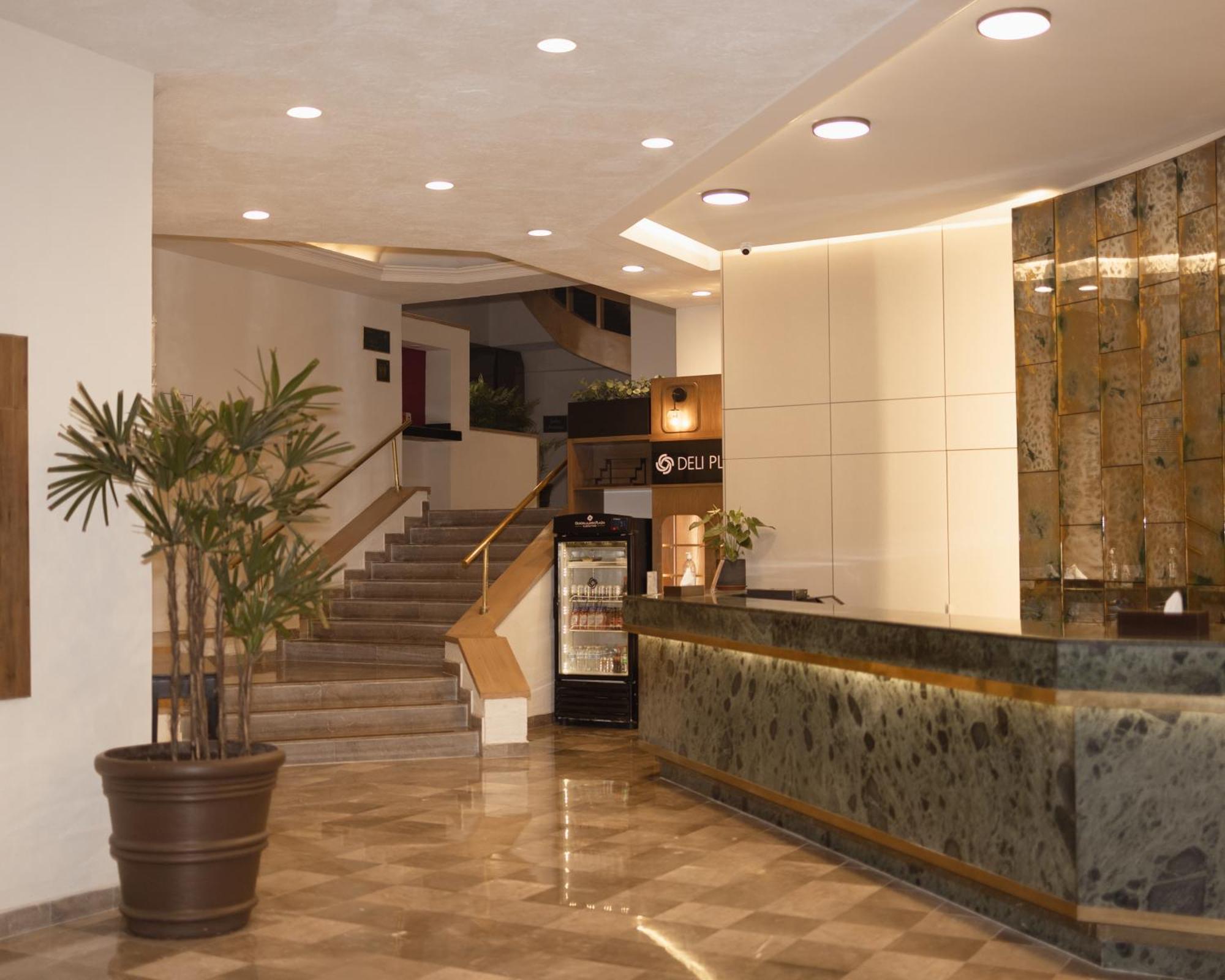 Hotel Guadalajara Plaza Ejecutivo Zapopan Εξωτερικό φωτογραφία